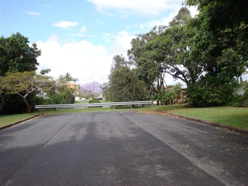 115 Allambi Avenue, Broadbeach Waters QLD 4218