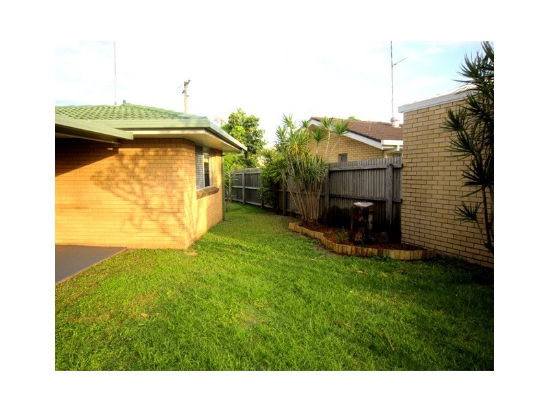 32 T E Peters Drive, Broadbeach Waters QLD 4218