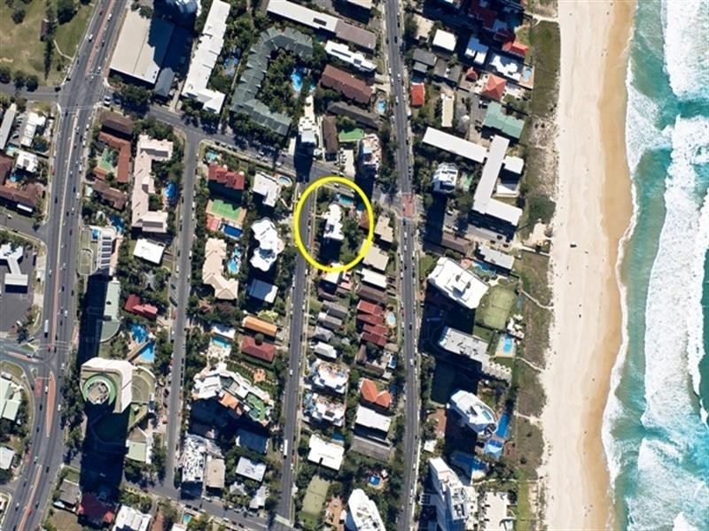 18 ‘Warringa Surf’, 219 Surf Parade, Surfers Paradise QLD 4217