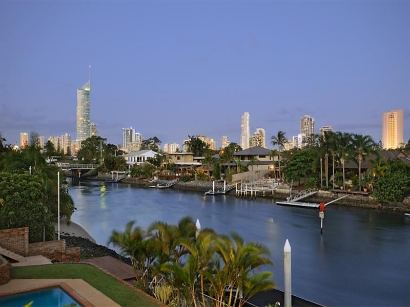 Broadbeach Waters QLD 4218