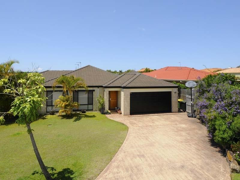 2 Protea Court, Robina QLD 4226