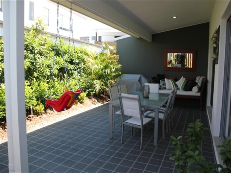 40 Barcelona Way, Burleigh Waters QLD 4220