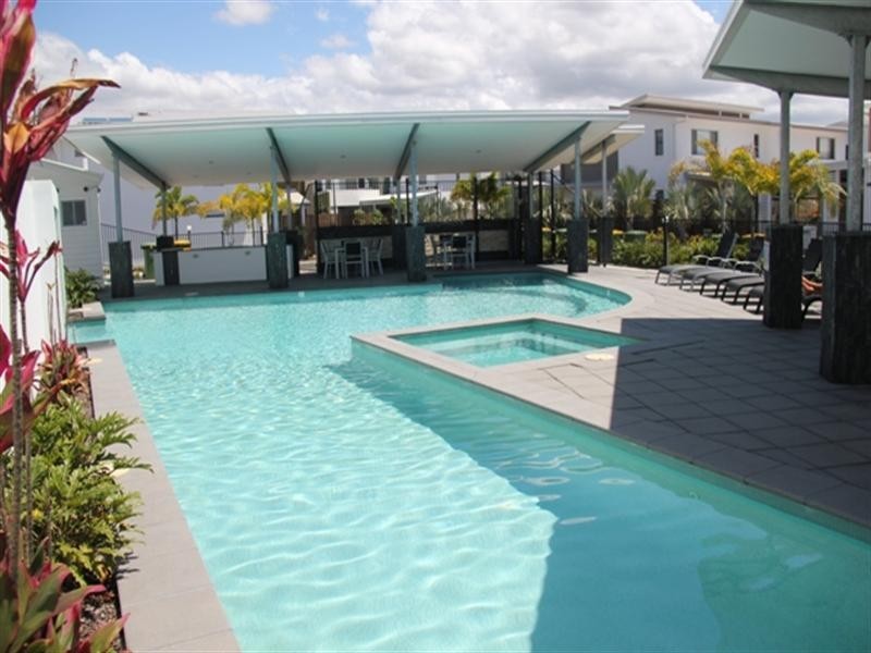 40 Barcelona Way, Burleigh Waters QLD 4220