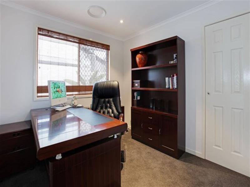 20 Barrier Reef Drive, Mermaid Waters QLD 4218