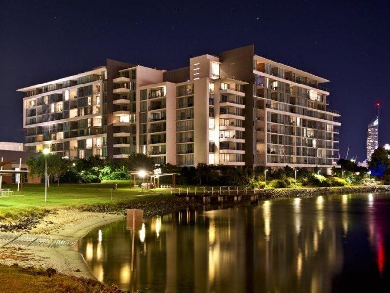 2610/33 T E Peters Drive, Broadbeach Waters QLD 4218