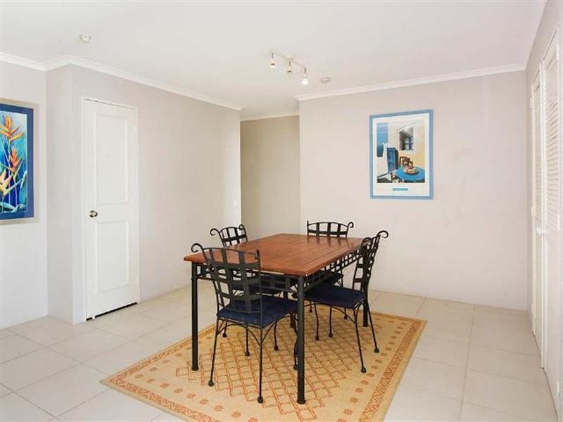 72 ‘Silverton’, 2940 Gold Coast Highway, Surfers Paradise QLD 4217