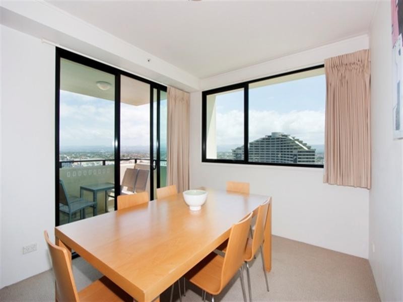 1701 /2685 Gold Coast Highway, Broadbeach QLD 4218