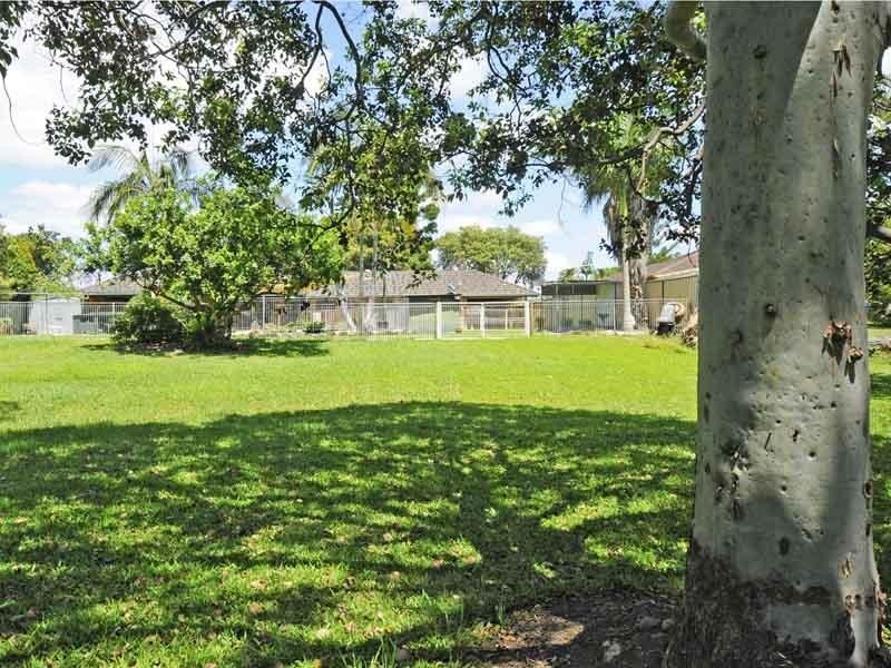 28 Larch Street, Tallebudgera QLD 4228