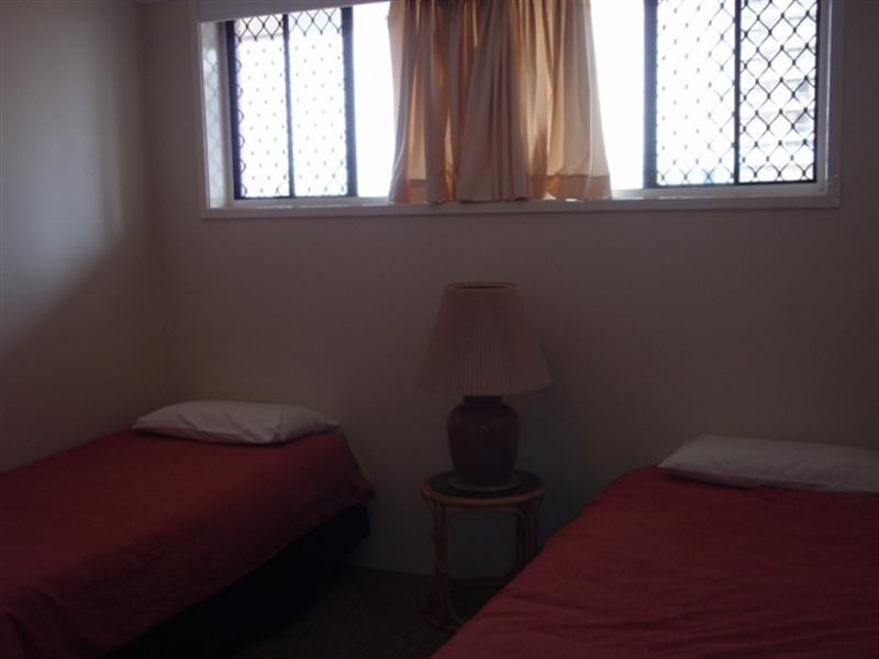 19 ‘Queensleigh’, 5 Queensland Avenue, Broadbeach QLD 4218