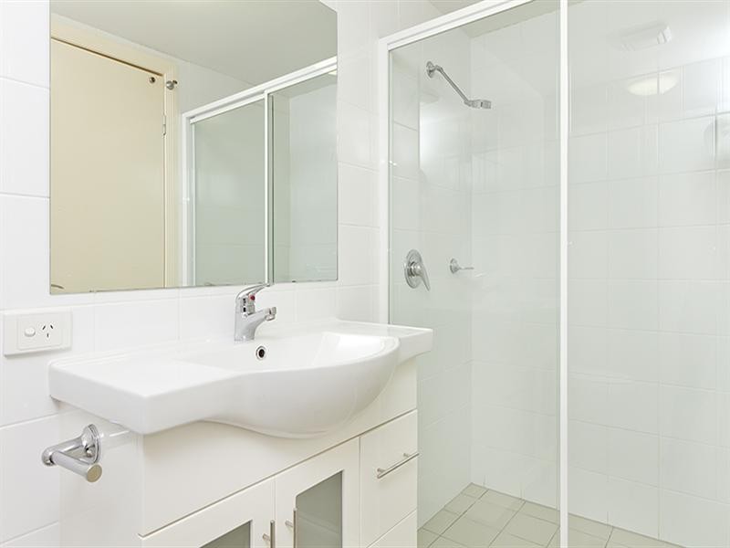 11 ‘Jaz’, 6 Rose Street, Southport QLD 4215