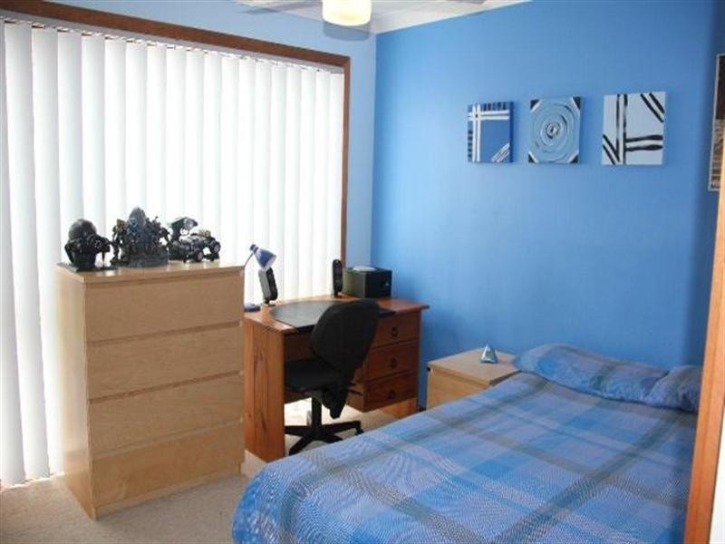 10 Swift Place, Burleigh Waters QLD 4220