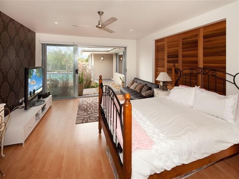 Mermaid Waters QLD 4218