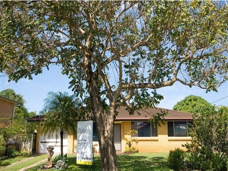 4 Summerland Key, Broadbeach Waters QLD 4218