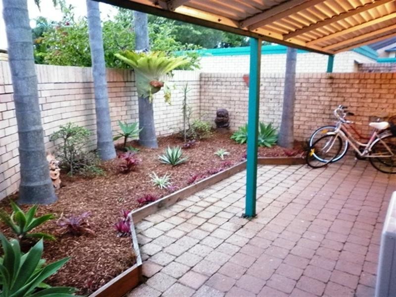 19/14 Shrike Court, Burleigh Waters QLD 4220