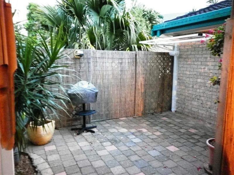 19/14 Shrike Court, Burleigh Waters QLD 4220