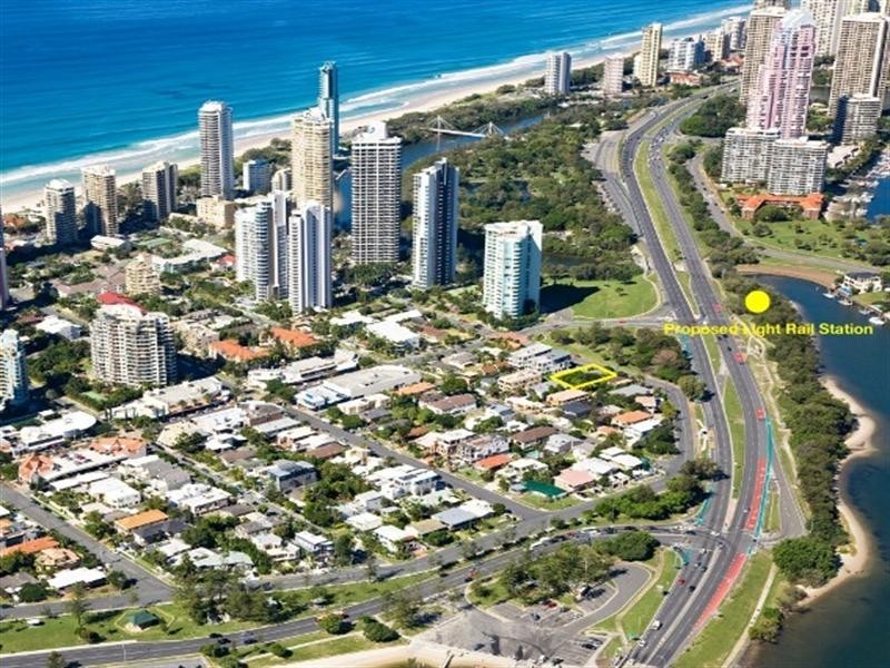 49 Breaker Street, Main Beach QLD 4217