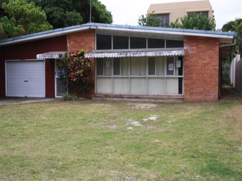 49 Breaker Street, Main Beach QLD 4217