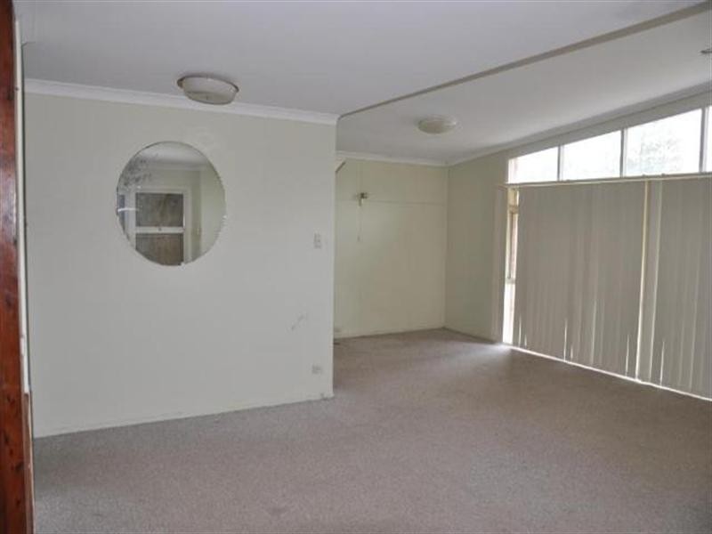 49 Breaker Street, Main Beach QLD 4217