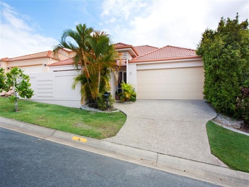 4 Kiawah Court, Robina QLD 4226