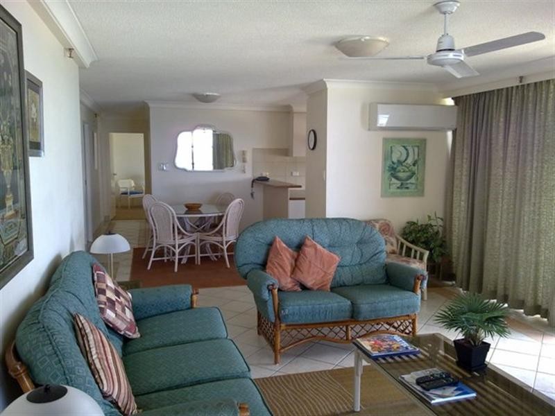 19c/1 Albert Avenue, Broadbeach QLD 4218