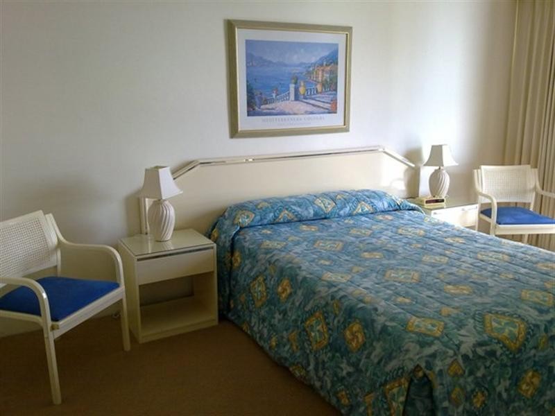 19c/1 Albert Avenue, Broadbeach QLD 4218