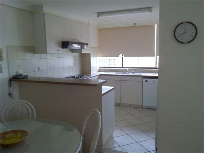 19c/1 Albert Avenue, Broadbeach QLD 4218