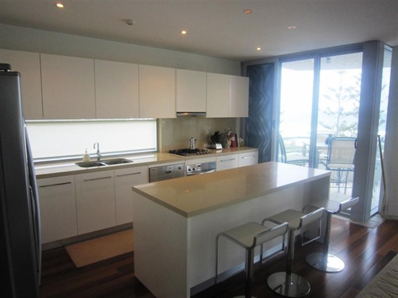 5/112 The Esplanade, Burleigh Heads QLD 4220
