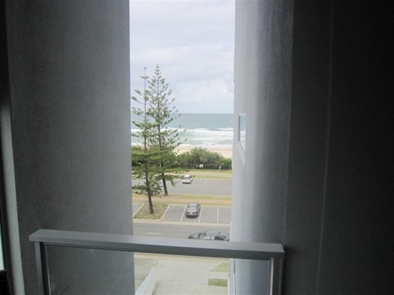 5/112 The Esplanade, Burleigh Heads QLD 4220