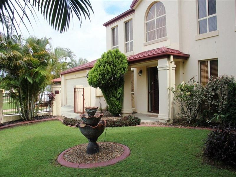 26 Sea Eagle Drive, Burleigh Waters QLD 4220