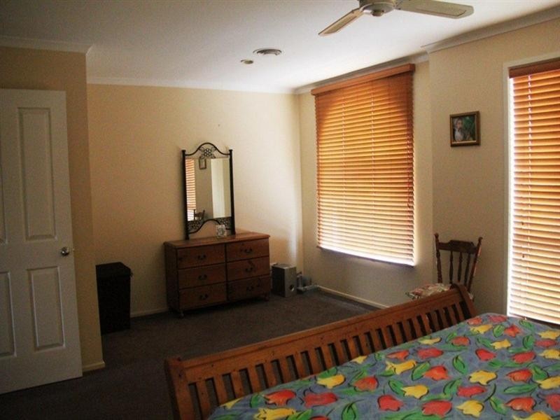 26 Sea Eagle Drive, Burleigh Waters QLD 4220