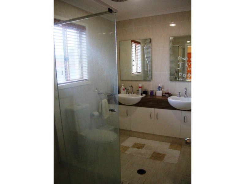 26 Sea Eagle Drive, Burleigh Waters QLD 4220