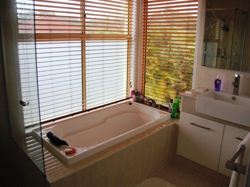 26 Sea Eagle Drive, Burleigh Waters QLD 4220