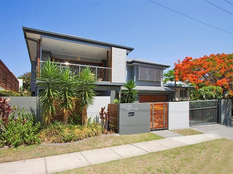 Villa 2/32 Pacific Parade, Bilinga QLD 4225