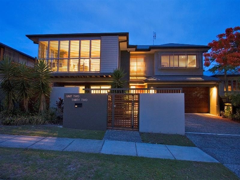 Villa 2/32 Pacific Parade, Bilinga QLD 4225