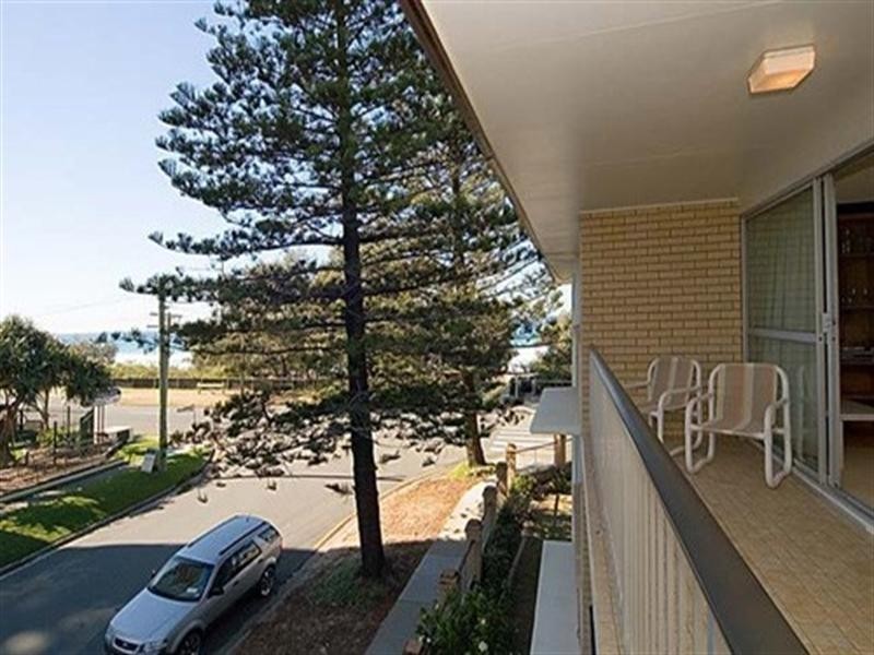 # ‘Burraneer’, 37 Broadbeach Boulevard, Broadbeach QLD 4218
