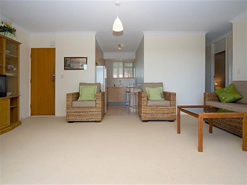 # ‘Burraneer’, 37 Broadbeach Boulevard, Broadbeach QLD 4218
