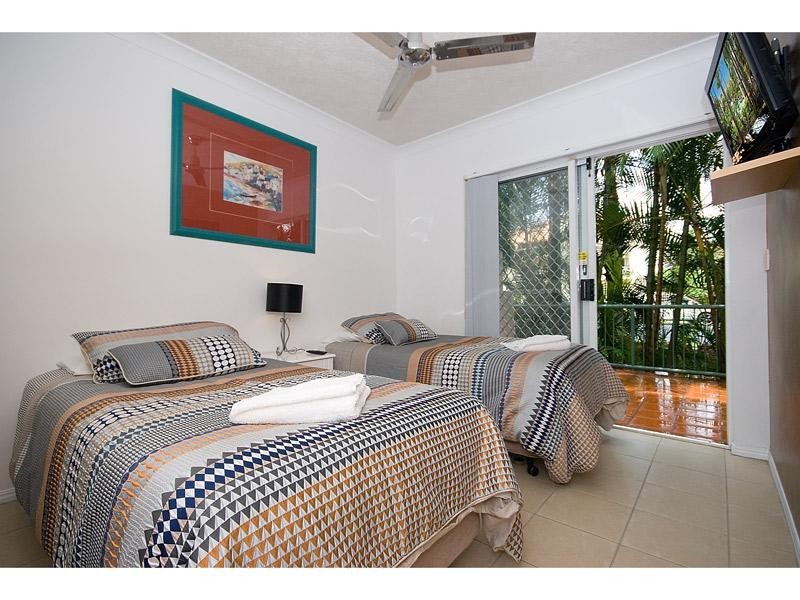 4 ‘Grande Florida’, 7 Redondo Avenue, Miami QLD 4220