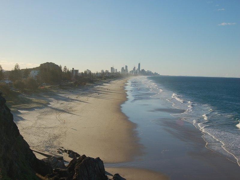 4 ‘Grande Florida’, 7 Redondo Avenue, Miami QLD 4220