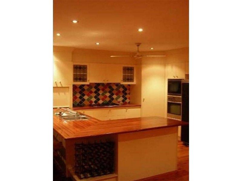 7 Caprice Court, Mermaid Waters QLD 4218