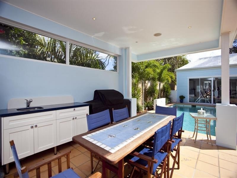 25 Thirteenth Avenue, Palm Beach QLD 4221