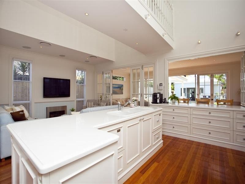 25 Thirteenth Avenue, Palm Beach QLD 4221