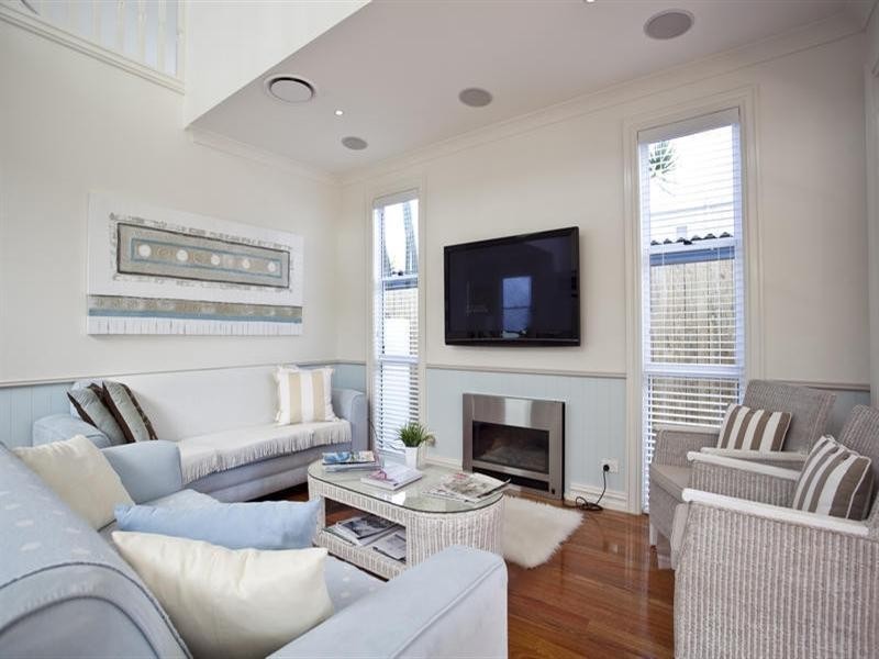 25 Thirteenth Avenue, Palm Beach QLD 4221