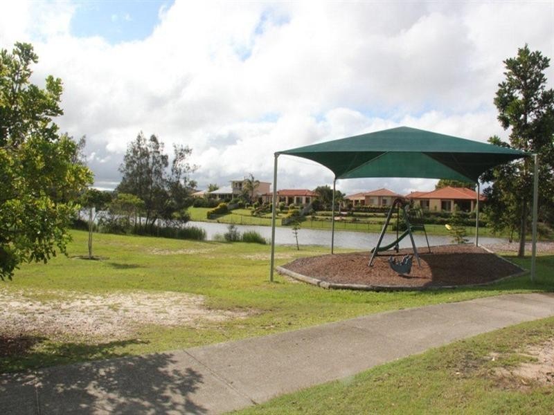 1/25 Galeen Drive, Burleigh Waters QLD 4220