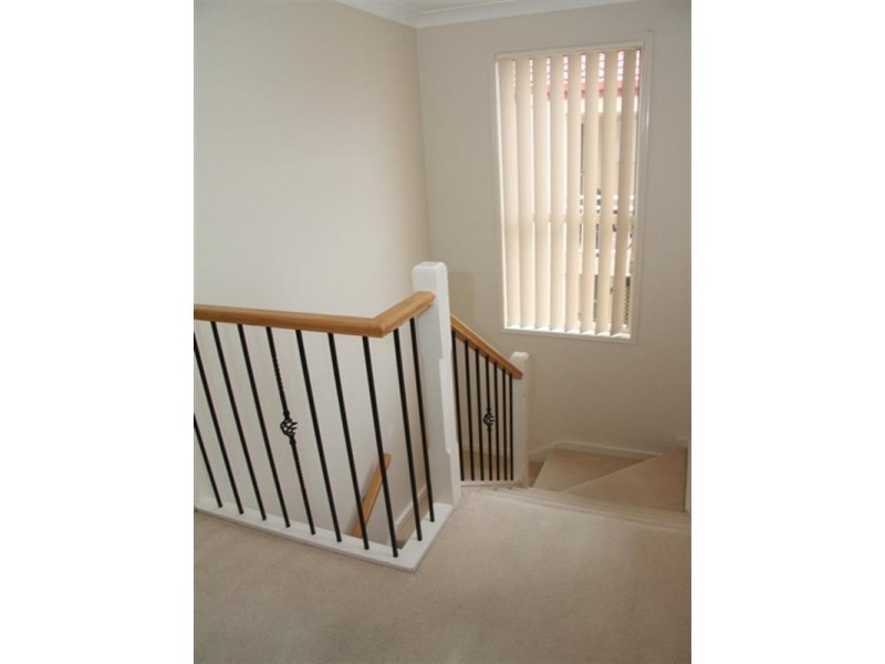 10 Noelene Lane, Arundel QLD 4214