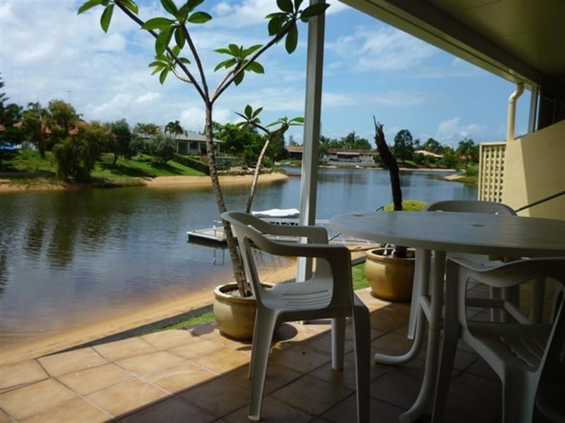 Mermaid Waters QLD 4218