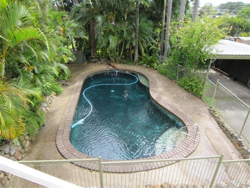 17 Cherub Street, Tugun QLD 4224