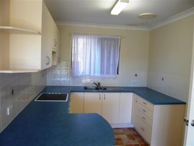 1/8 Peacock Place, Burleigh Waters QLD 4220