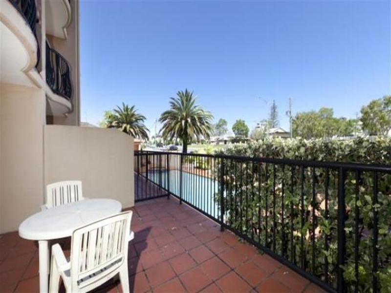 25 ‘Park Breeze Luxury Apartments’ 61 North Street, Southport QLD 4215