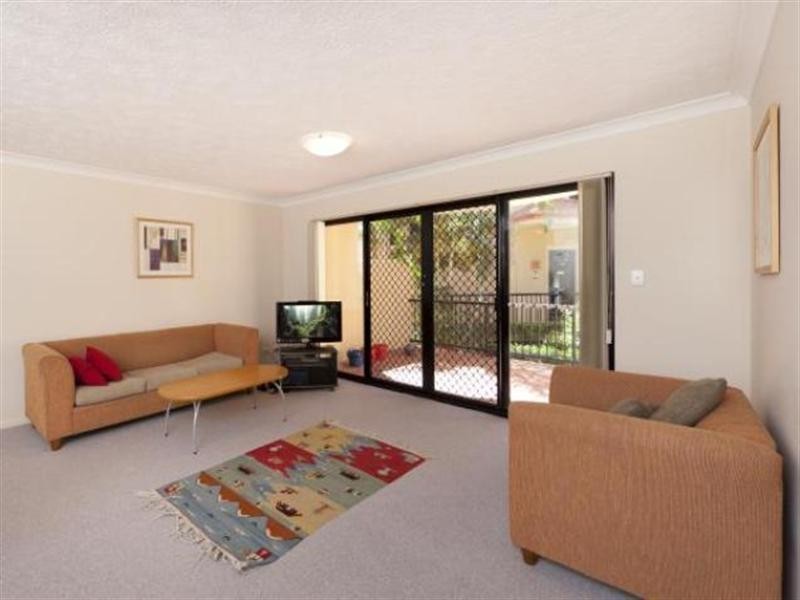 25 ‘Park Breeze Luxury Apartments’ 61 North Street, Southport QLD 4215