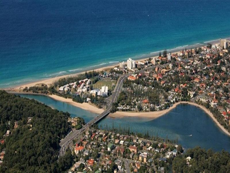 29 Awoonga Avenue, Burleigh Heads QLD 4220